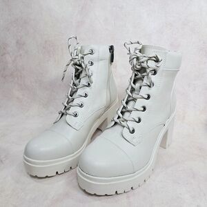 Nine West Quenton 7M Lace-Up Lug Sole Heeled Combat Booties White